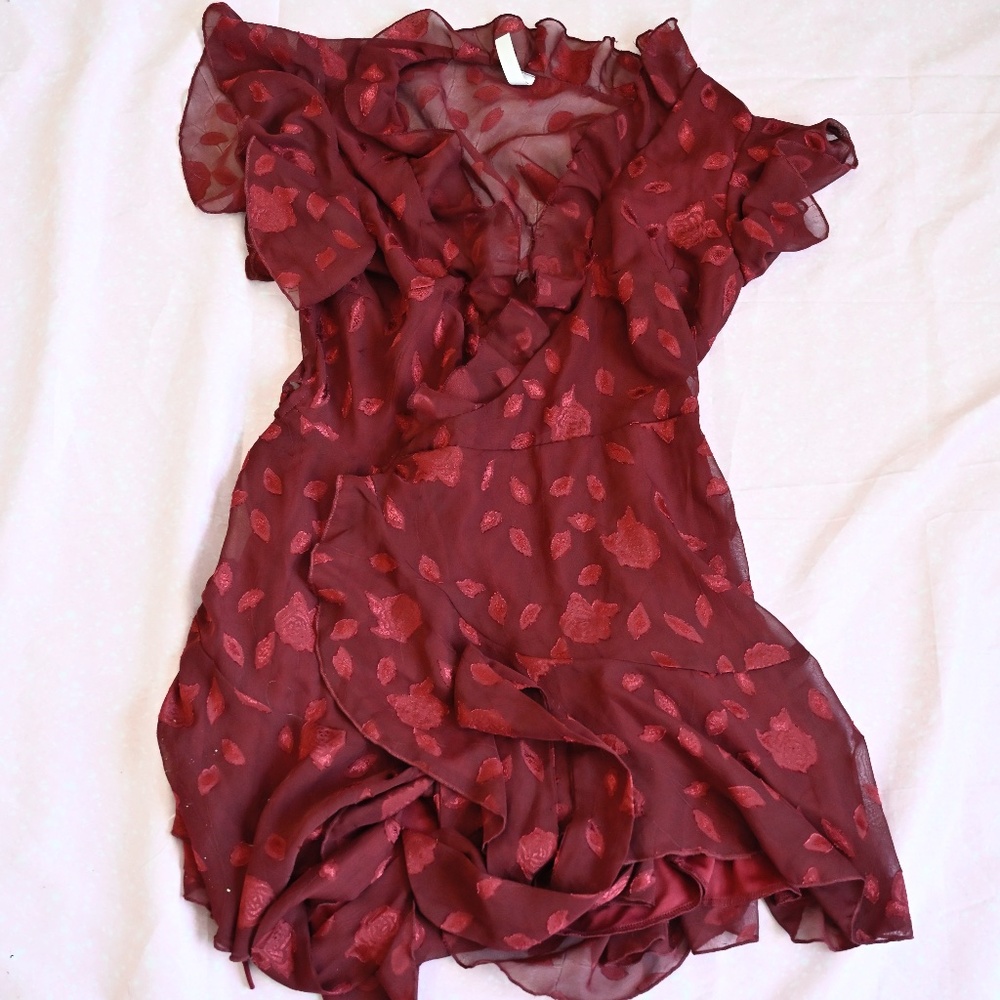 Lucy in the Sky Betty Wrap Mini Dress — Merlot Floral Chiffon